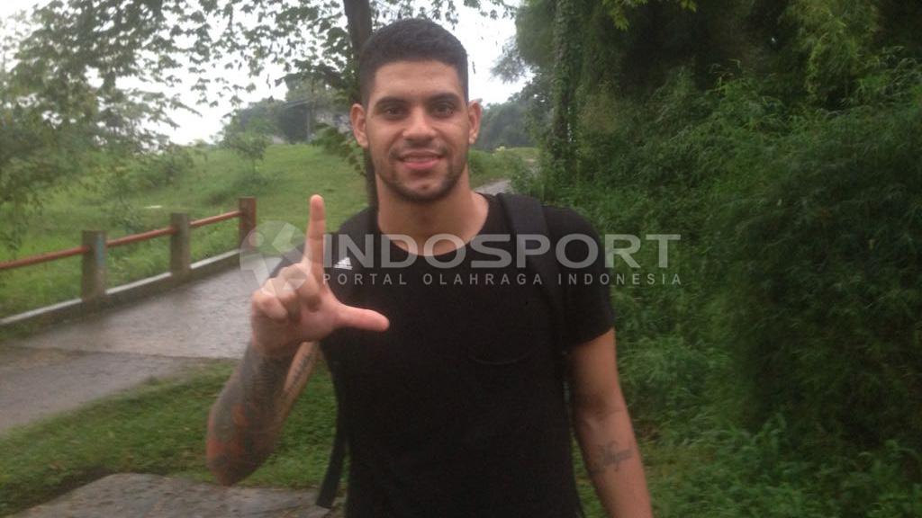 Eks rekan setim Neymar Jr, Raphael de Lima Carioca tengah membawa klub asal Brasil gemilang pada musim ini, meski dirinya sempat trial di Persib Bandung.